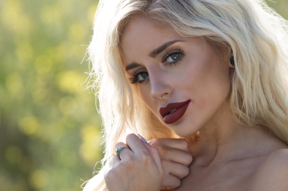 Naomi Woods